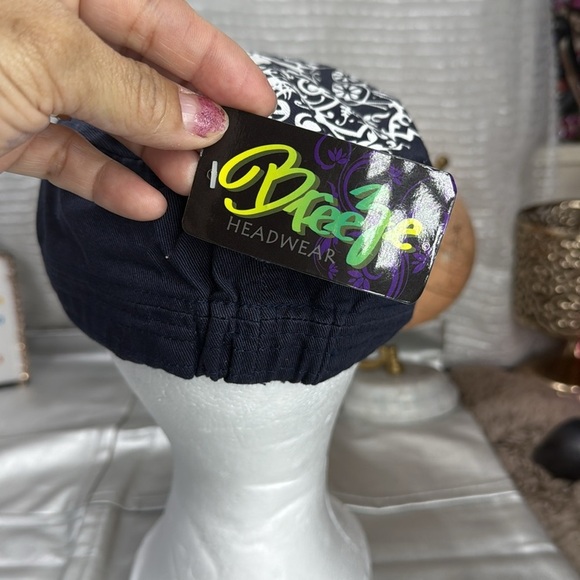 (W4)Breeze Y2K Women's Distressed Floral Embroidered Fleur-de-lis Adjustable Cap - Picture 3 of 8